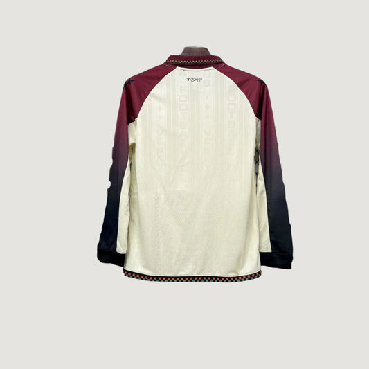 maillot de foot manches longues blanc et bordeaux, dégradé noir, vu de dos