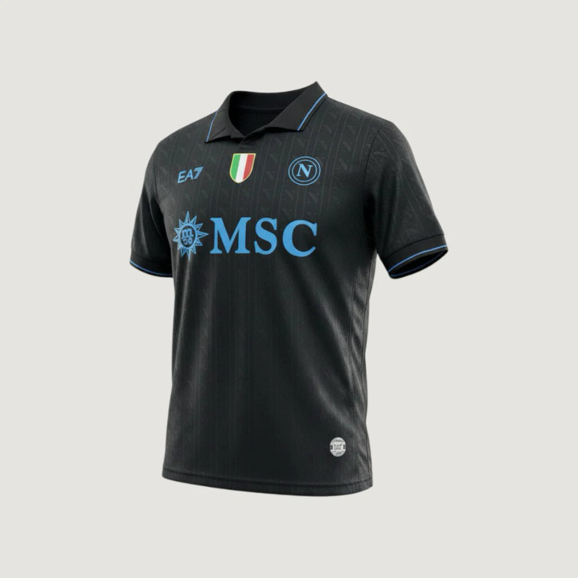 Maillot de foot noir Napoli avec col, logos EA7, MSC et écusson scudetto.