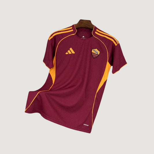 Maillot de foot rouge et jaune AS Roma, logo sur la poitrine, design adidas tendance